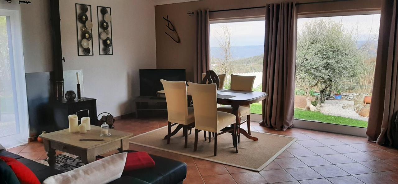 A Casa Francesa Villa Anceriz Exteriör bild