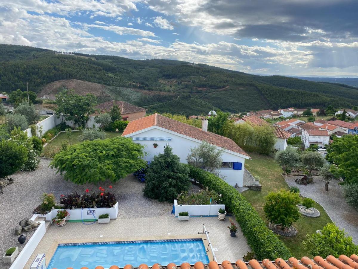 A Casa Francesa Villa Anceriz Exteriör bild